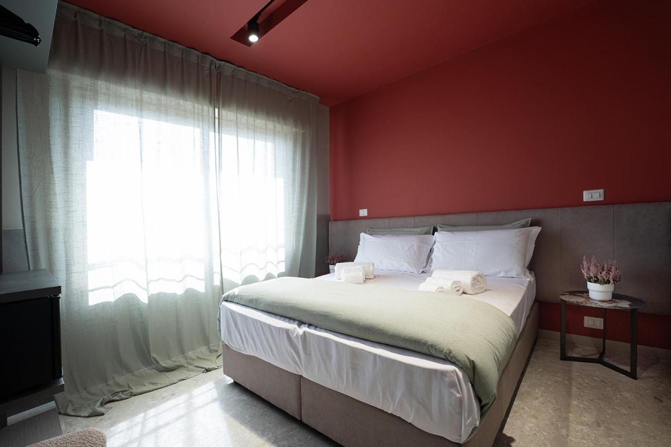 Mia Suites Porto Naples Exterior photo