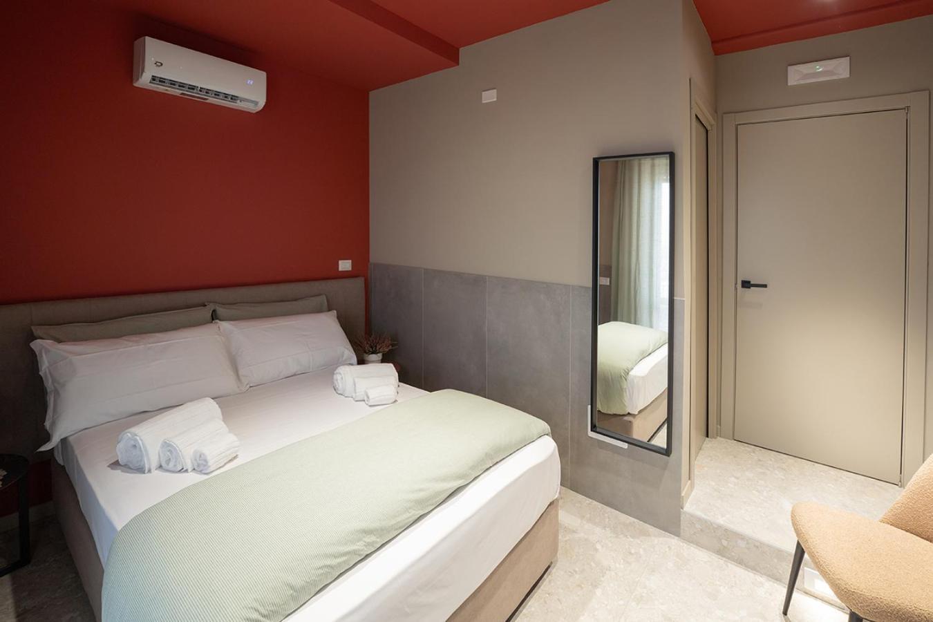 Mia Suites Porto Naples Exterior photo
