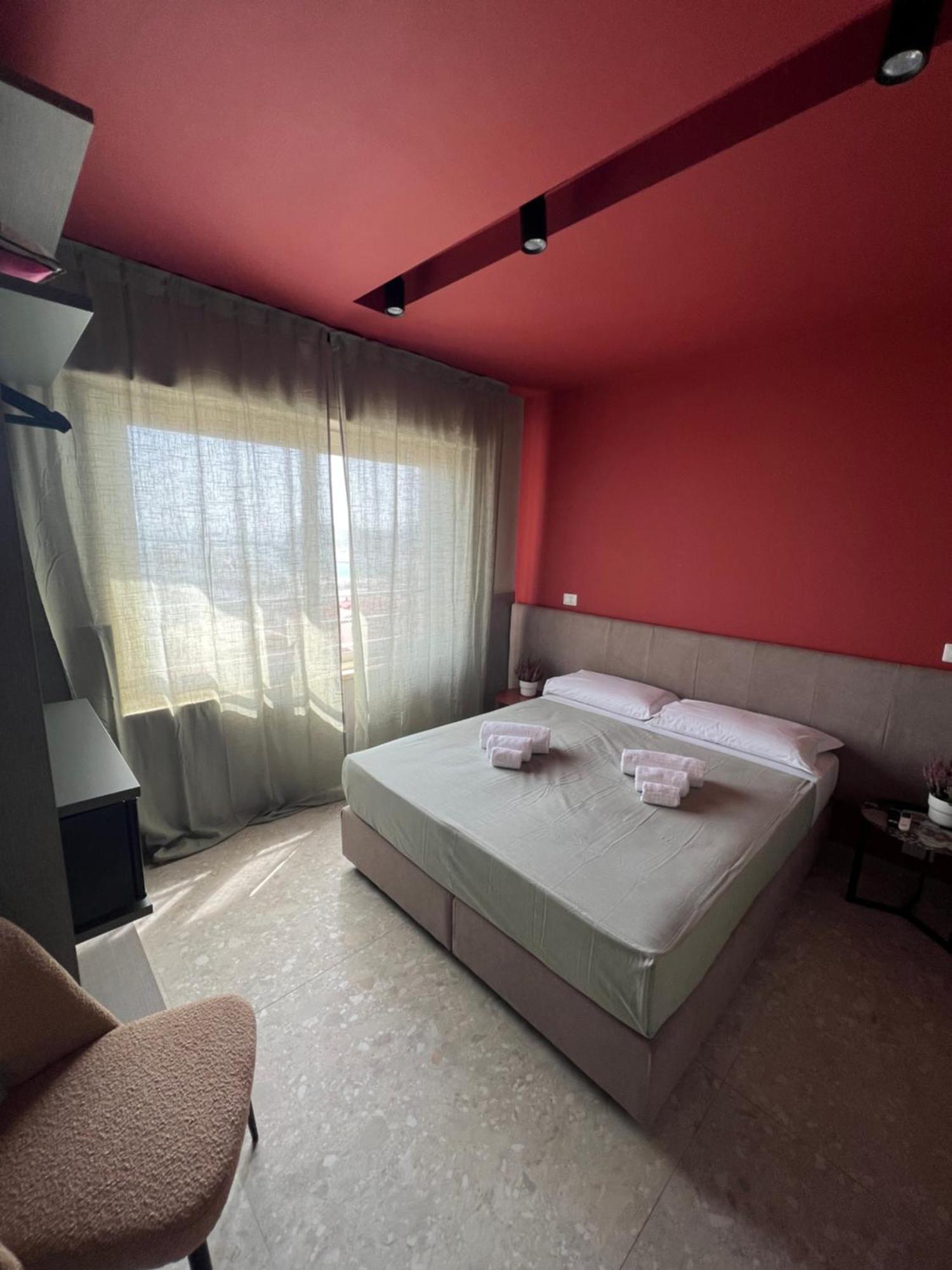 Mia Suites Porto Naples Exterior photo